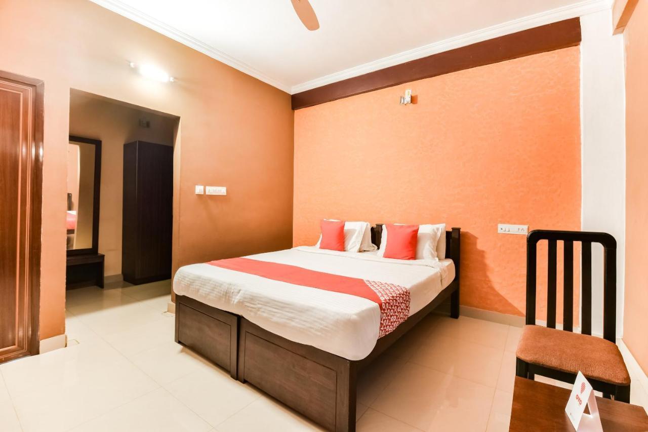 Hotel Collection O 46023 Taaza Residency à Vythiri Extérieur photo