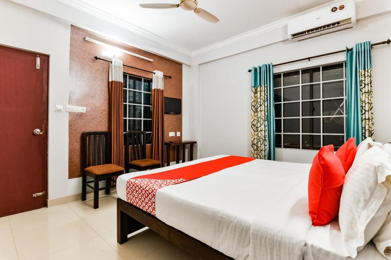 Hotel Collection O 46023 Taaza Residency à Vythiri Extérieur photo